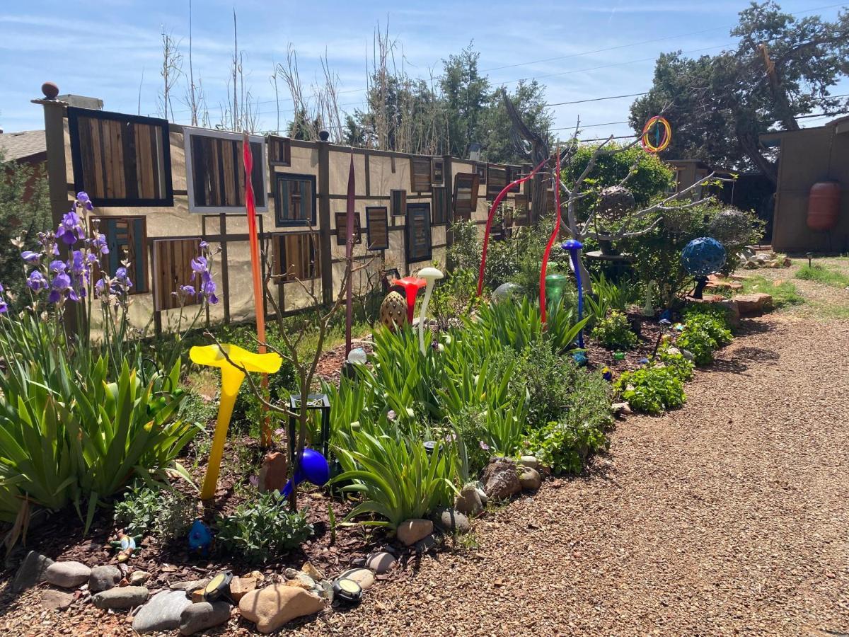 Sedona Camp Tiny House Hotel Exterior foto