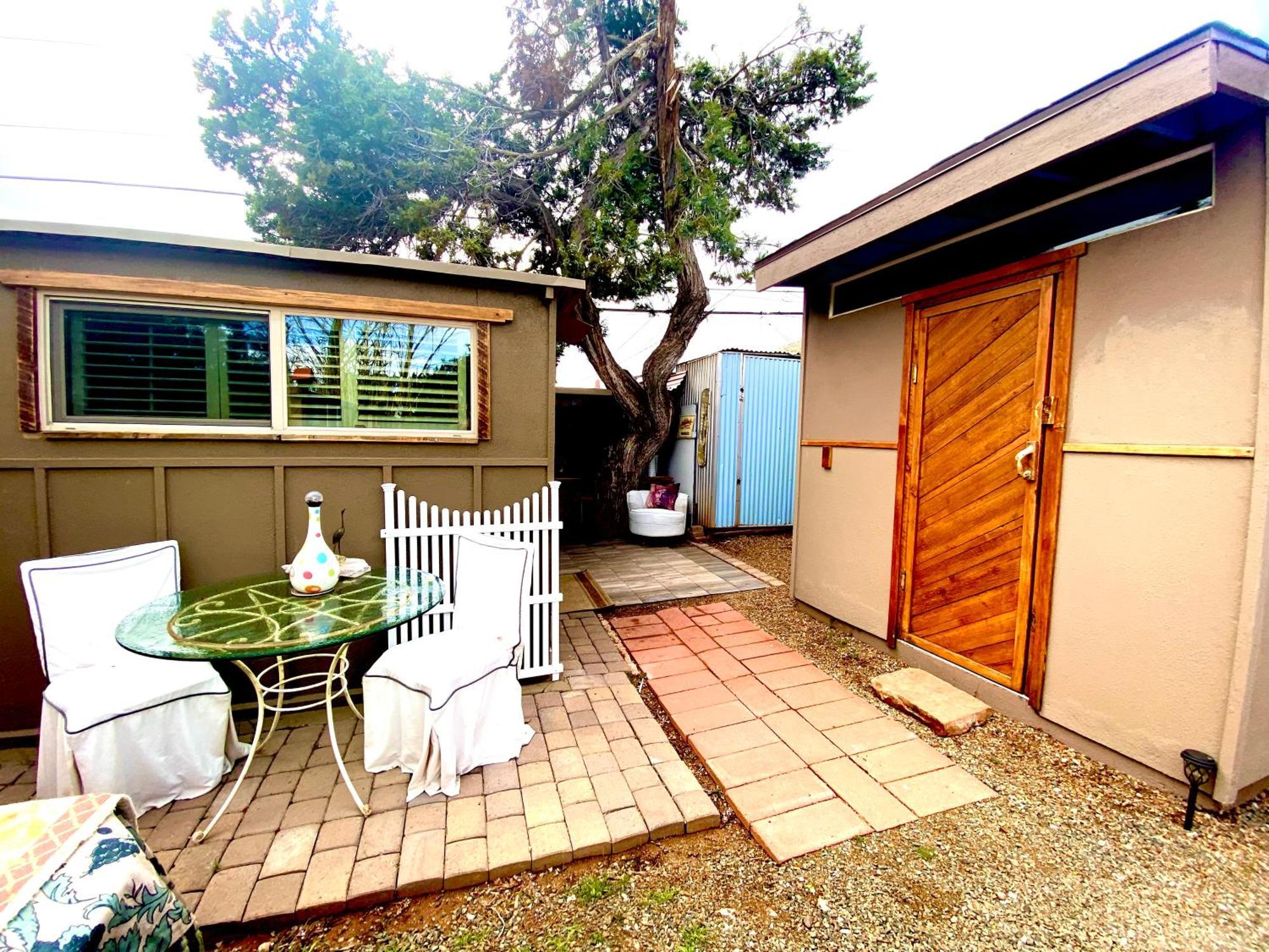 Sedona Camp Tiny House Hotel Exterior foto